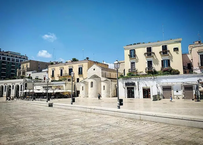 M. Szwed. Old Couette-café Bari